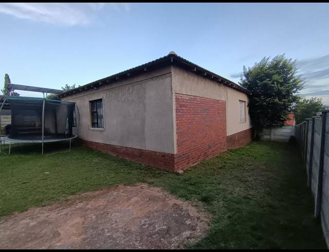 3 BEDROOM PROPERTY TO RENT IN WITPOORTJIE